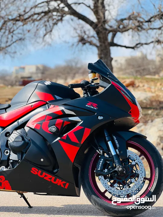 SUZUKI  //GSX--R--  **1000** موديل 2017 وكاله وممشي قليل