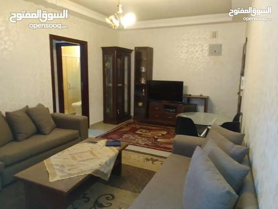 شقة ارضية مميزه للبيع في اجمل مناطق الجبيهه / ref 424