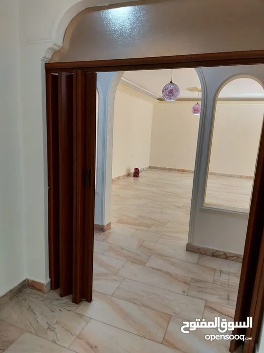 شقة فارغة - خلدا - 3نوم - 150م - قرب الخدمات العامة - موقع هادئ ومميز