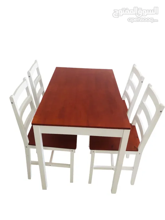 Dining table and 4 chairs in good condition