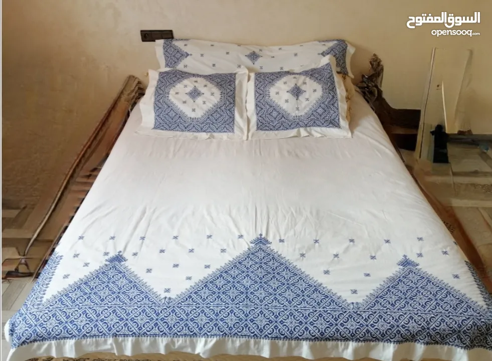 تغطية السرير (الطرز الفاسي) مغربية أصيلة