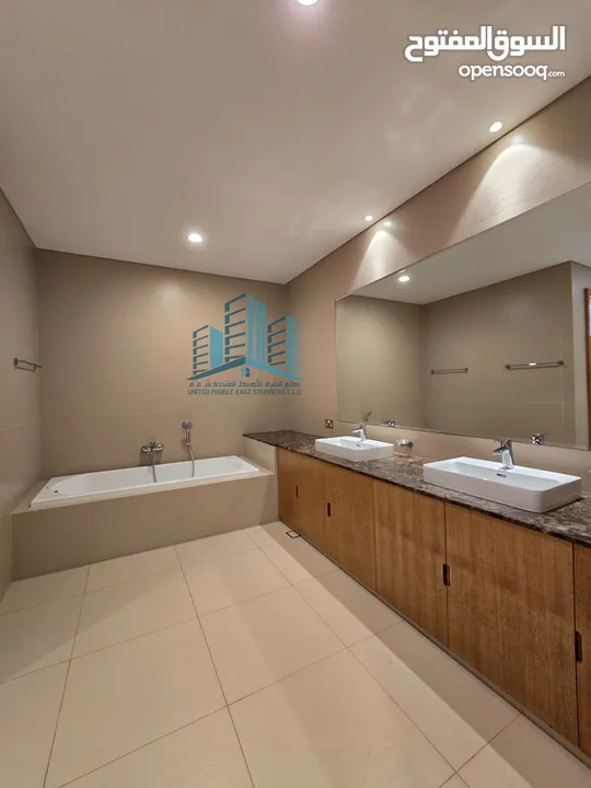 LUXURIOUS 5+1 BR VILLA IN A PRESTIGEIOUS AREA IN QURUM WITH POOL