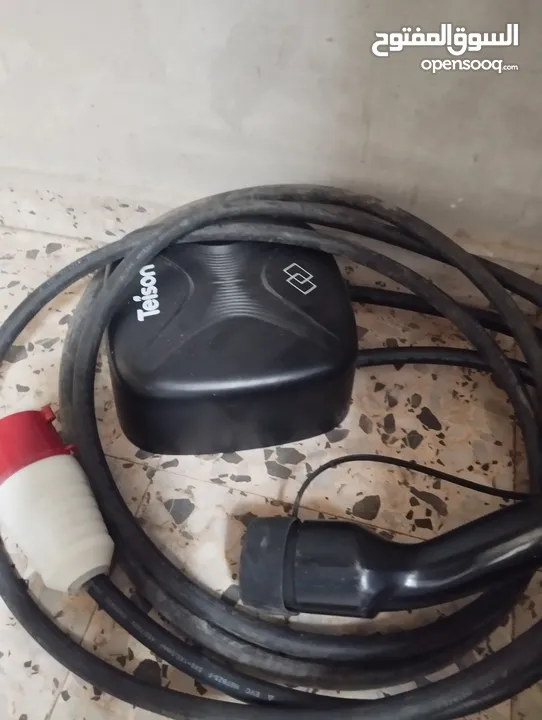 شاحن سياره كهربائيه سريع للبيع