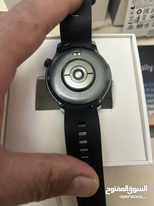 ساعة اميزفيت بلانس بحالة الوكالة (بالكرتونة) معها كامل اغراضها Amazfit Balance