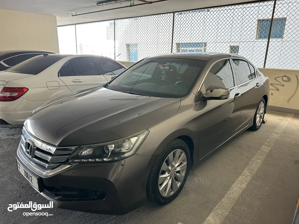 Honda accord v4 GCC Full options هوندا اكورد خليجي