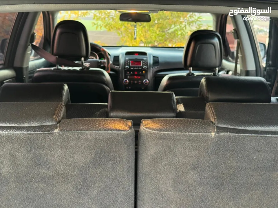 كيا سورينتو 2012