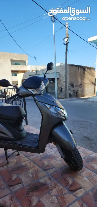 السلام عليكم ورحمة الله وبركاتة سكوتر هوندا اكتفا 2023 للبيع السكوتر  بصلاة على سيدنا محمد سكوتر نظي