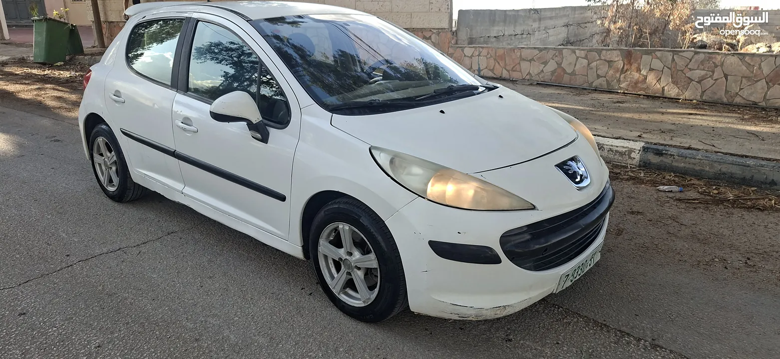 بيجو 207موديل 2009_اتومتيك _ماتور 1600-بنزين اصل برايفت _فحص الف صلاة النبي نظيفة من الاخر
