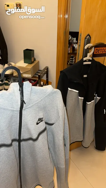 Black Nike tech fleece Size M Grey Nike tech fleece Size M Not used price for grey and black 249