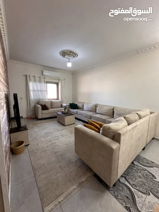 طقم كنب شبه جديد للبيع