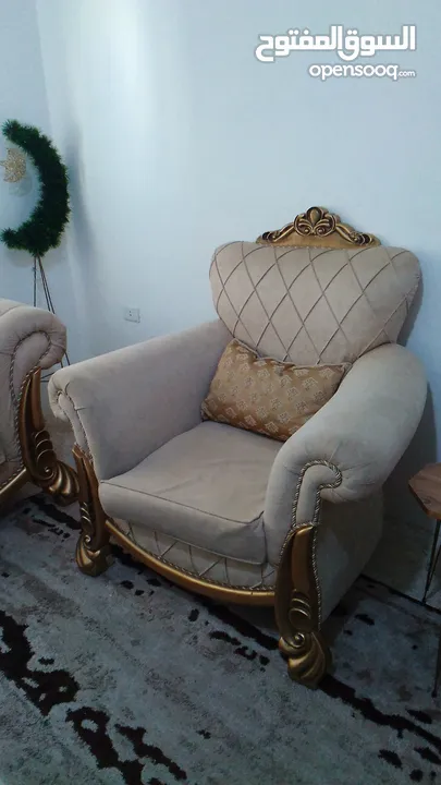 كنب  خشب زان ثقيل استخدام سنة