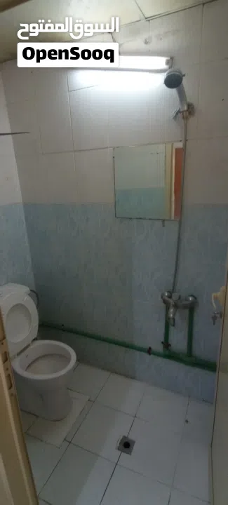 استوديو للإيجار منطقة المناصير القديمه شارع المدارس