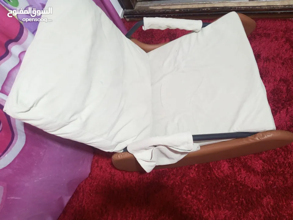 طقم كورنر  للبيع بحاله جيده جدا مع ركلينر ودبدوب كبير