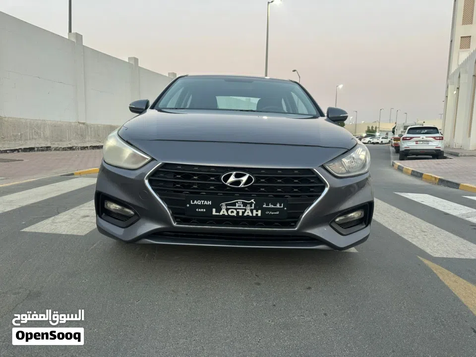 هيونداى أكسنت1600 سى سى موديــل 2018بدون حوادث خليجـــــــــى كشافات ضباب تكييــــف باورسنترلوك