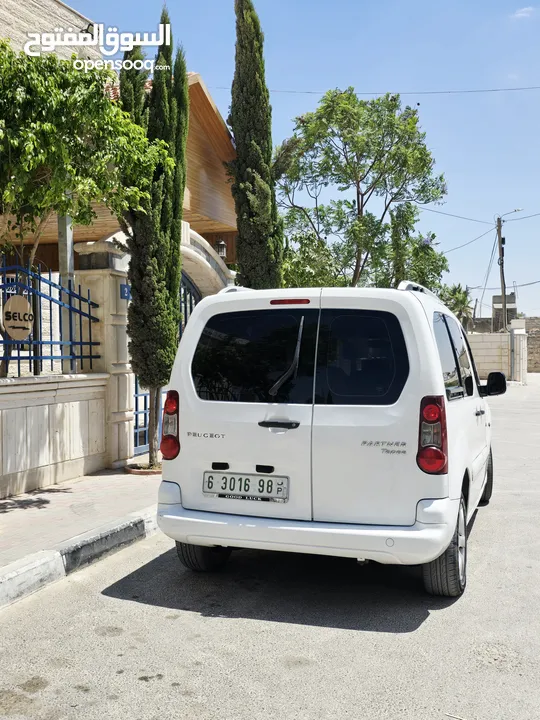 بيجو بارتنر TB 2017