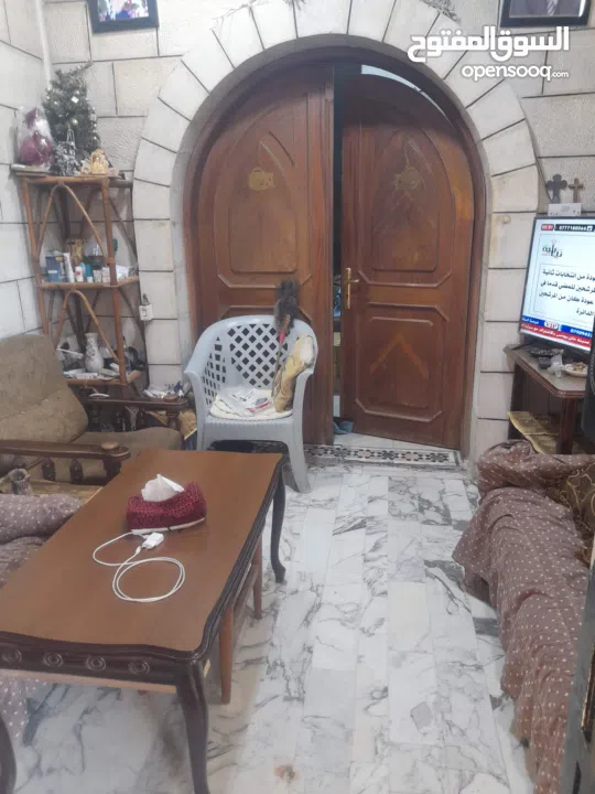 شقة ارضيه للبيع .. الاردن الزرقاء حبل طارق