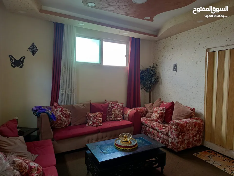 عماره سكنيه للبيع
