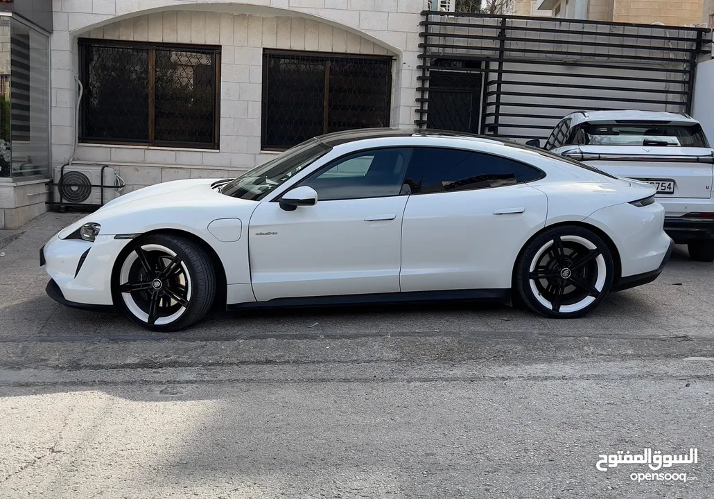Porsche Taycan 2021 “Excellent Condition”