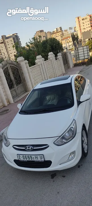 هونداي اكسنت ماتور 1600 بنزين فتحه سقف اربعه غيار بسعر 56000 ألف نقدا بدل وارد منبدل