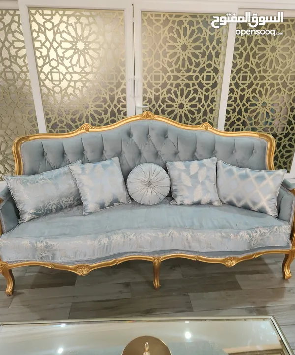 8 Seater beautiful Sofa set