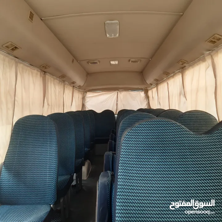 باص ميتسوبيشي روزا 2015 عداد  100الف تب نظافة وكاله 23 راكب +7 متحرك