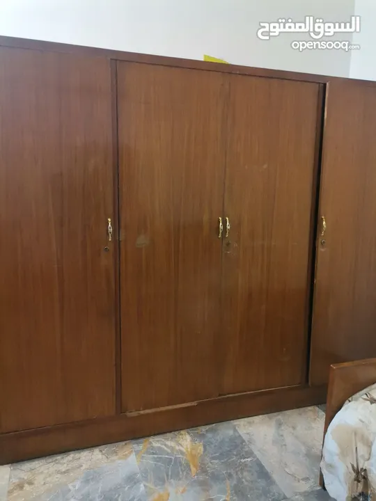غرفة نوم شبابية خشبية صاج عراقية مستعمل بيع مستعجل السعر 400 وبيها مجال