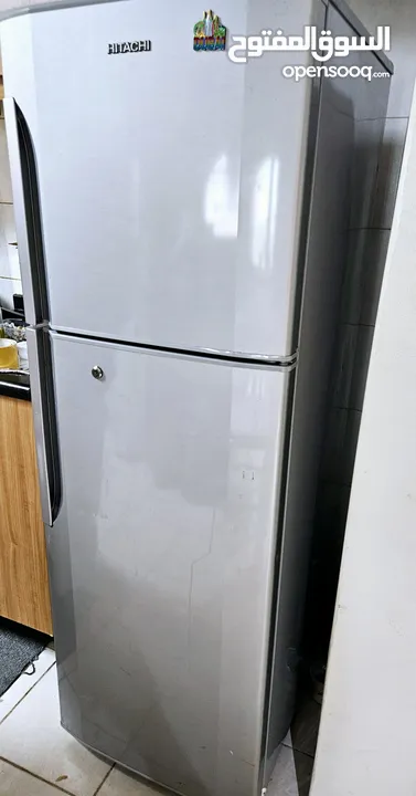 Refrigerator/ Fridge - Hitachi 480 L gross