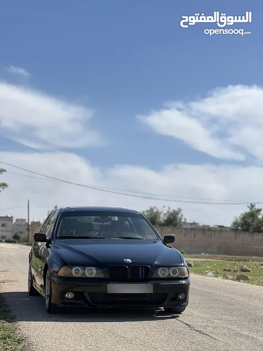 Bmw 520i e39 بي ام دبليو دب جير عادي الرجاء التواصل على رقم بالاعلان  ا2003