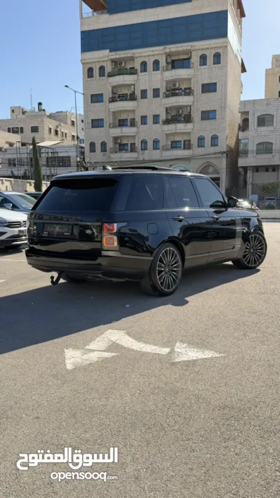 رينج روفر فوك  اوتوجرافي 2019  محرك 4400 ديزل كامل الاضافات  عداد 150000 كيلو