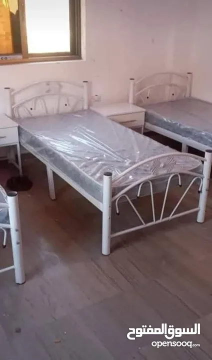 تخوت حديد متوفر جميع الالوان كفاله خطيه 8سنوات