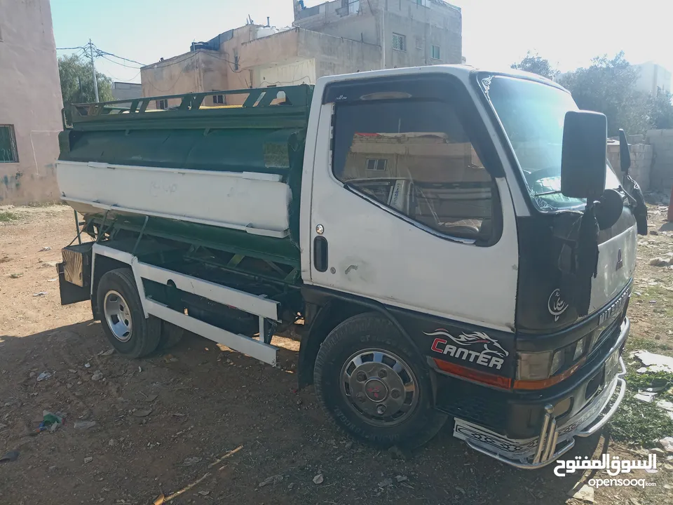 تنك ماء 4 م للبيع