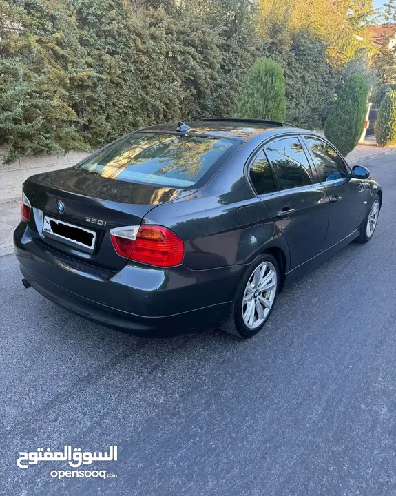 BMW 320i 2008