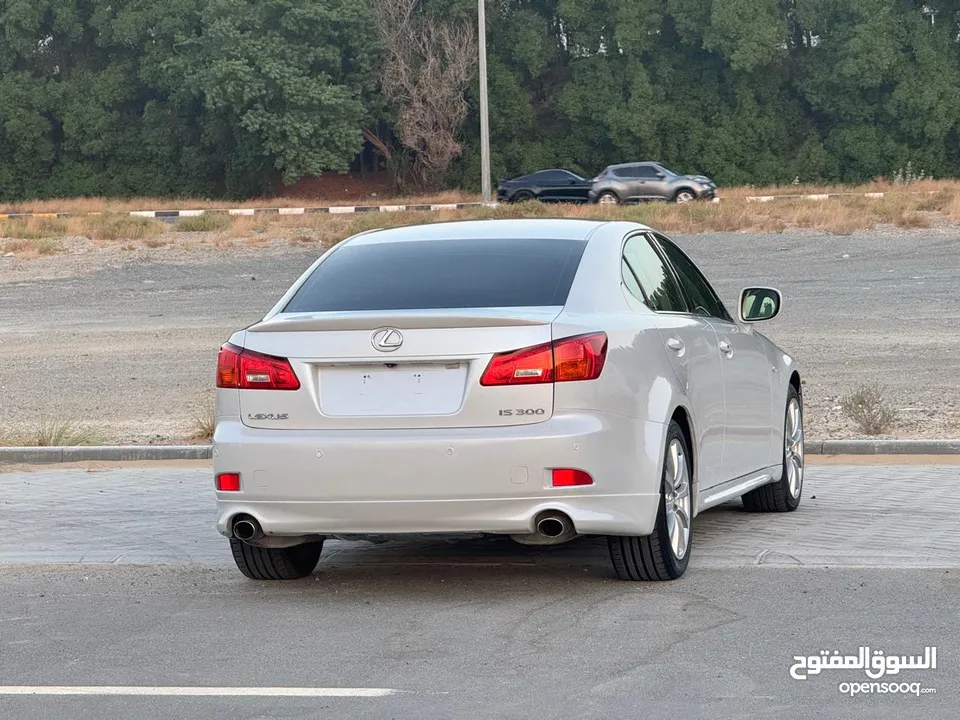 lexus is 300 model 2008 gcc