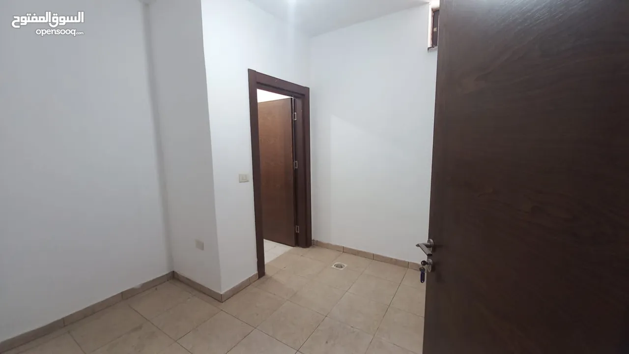 Villa for sale in Airport Road ( Property 42868 )-174804489