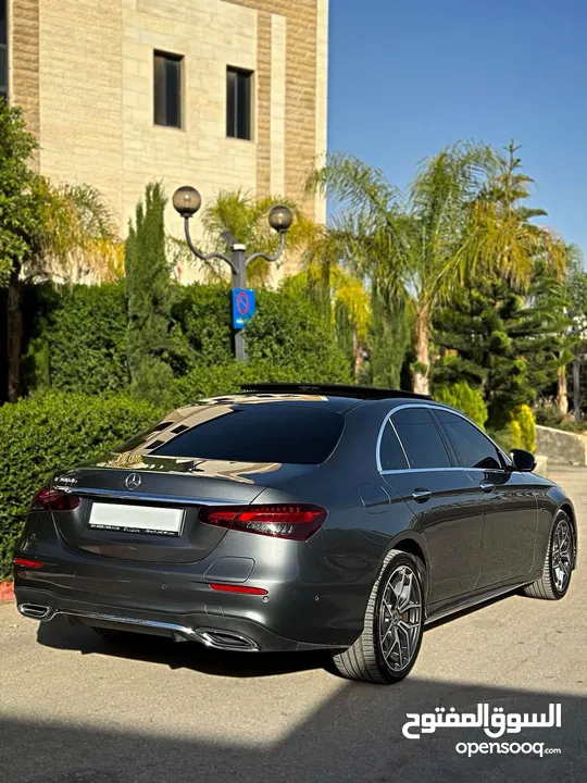 مرسيدس. 300de