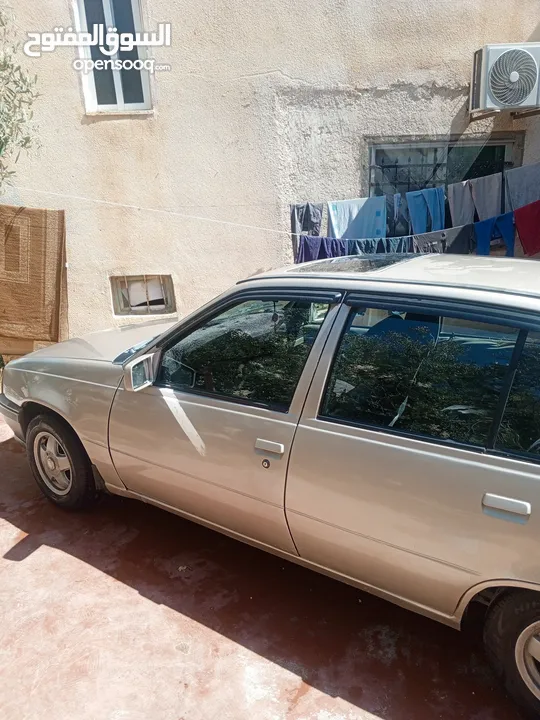 اوبل كدت موديل 1990ماشا الله عليها لا تحتاج اي نوع صيانه كوشوك نضيف ادهان نضين مرخصه لشهر 11