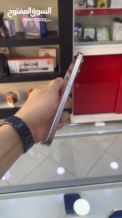 Iphone 15 pro max شرق اوسط