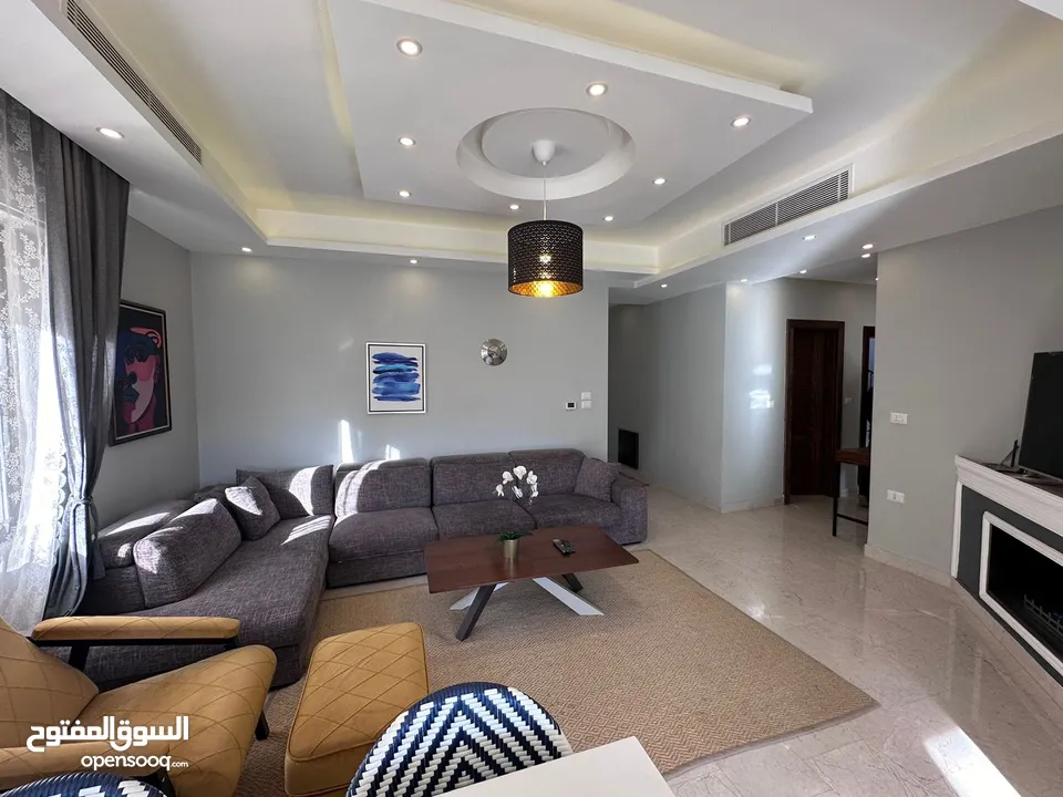 شقة مفروشة للايجار في #عبدون /#جديدة لم تسكن..  مساحة واسعه ارضيه .. فاخرة