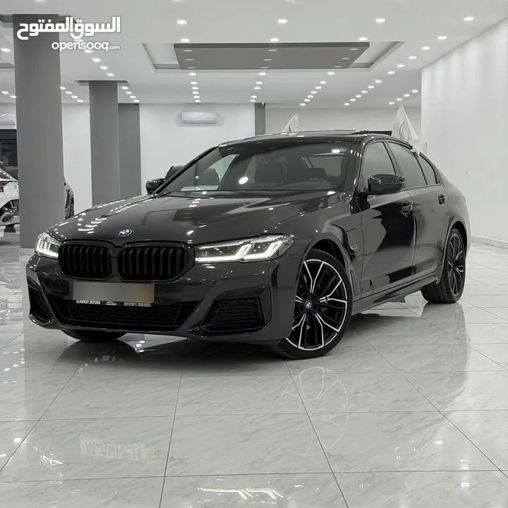 BMW 530 M//PAKITوارد الماني اصل ام فل الفل اضافات بالسعر الافضل والمميز