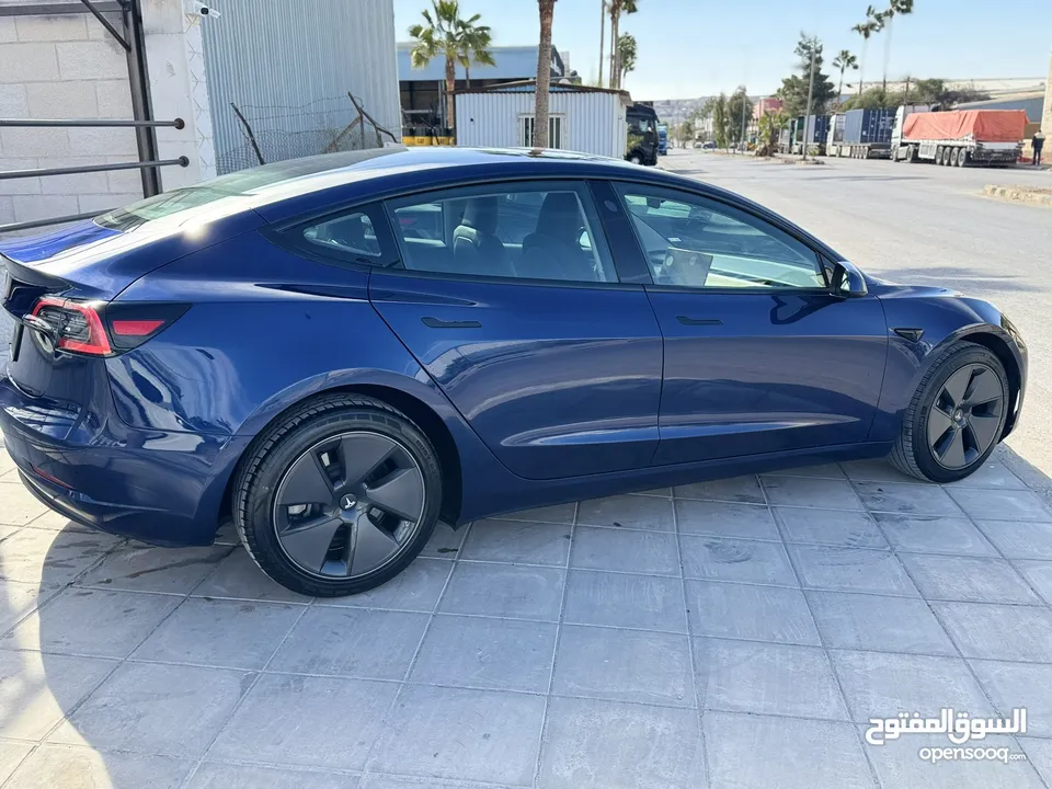 Tesla model 2023 85B+فحص كامل اتوسكور يتوفر تشكيلة كبيرة عدة ألوان