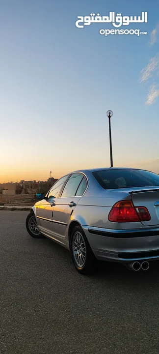 فئه ثالته BMW