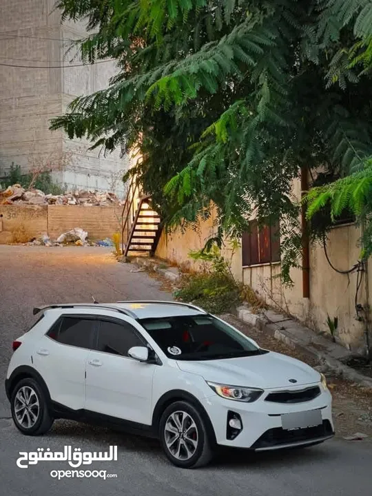 كيا ستونيك 2019 فل نخب عدا فتحه