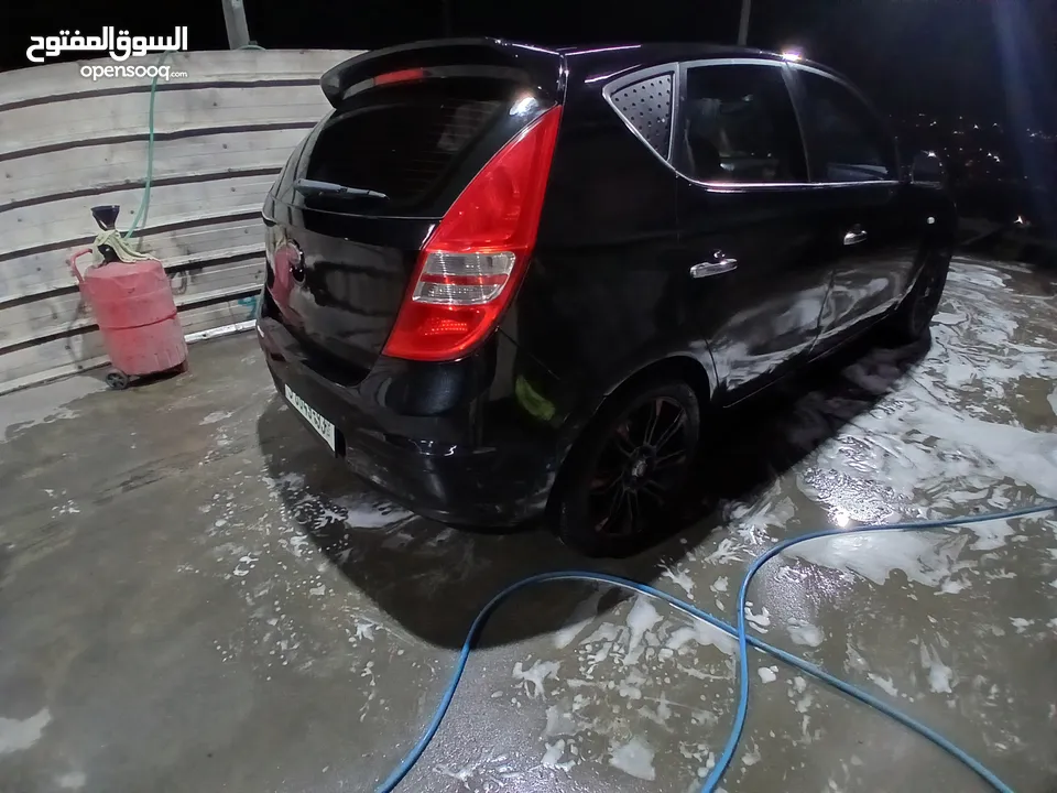 هونداي i30 بيت لحم  دهان جديد سياره فحص نظيف بصلاة ع النبي البيع بسبب التجديد فقط