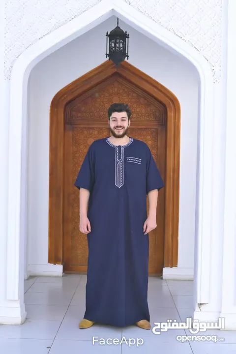 عبايه نص كم كتان مستورد ايطالي بسعر الجمله