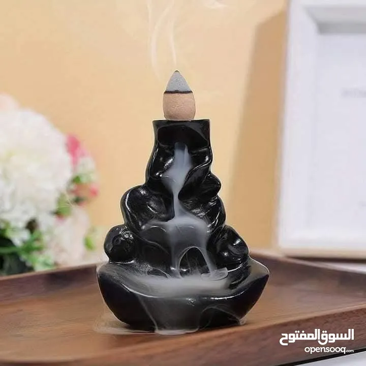 مباخر بورسلان مع بخور هرمي