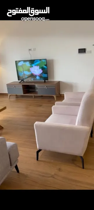 شقة جديدة مفروشة مع حديقة للإيجار في عين منجد – شارع إسكان المهندسين