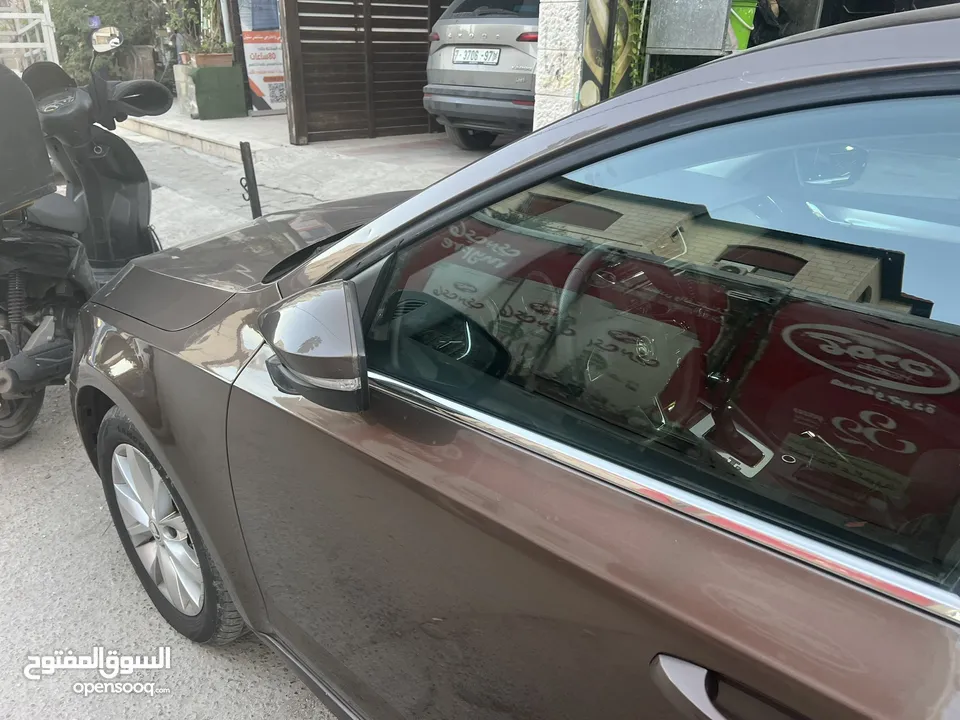 سكودا اوكتافيا مميزة عداد قليل