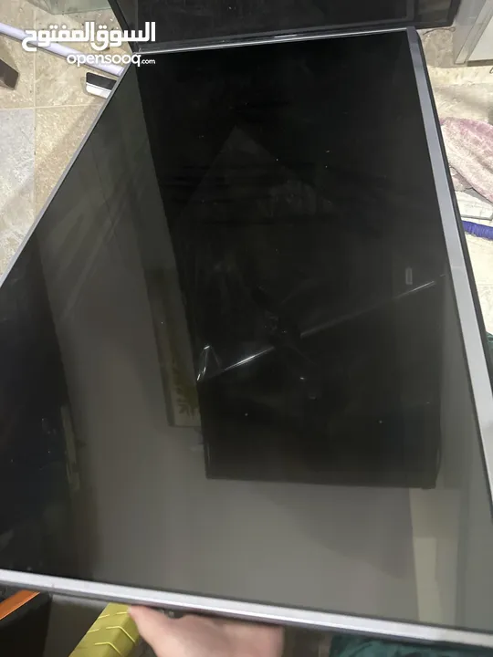 لاب توب شغال توشيباو شاشات مكسوره lG 46 وmagic كيرف 61مكسوره
