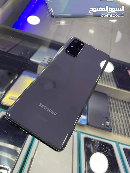 جهاز سامسونج S20 plas 5G مستعمل نضيف وشاحن اصلي  رام اساسي 12  جيجا 128 متوفر توصيل