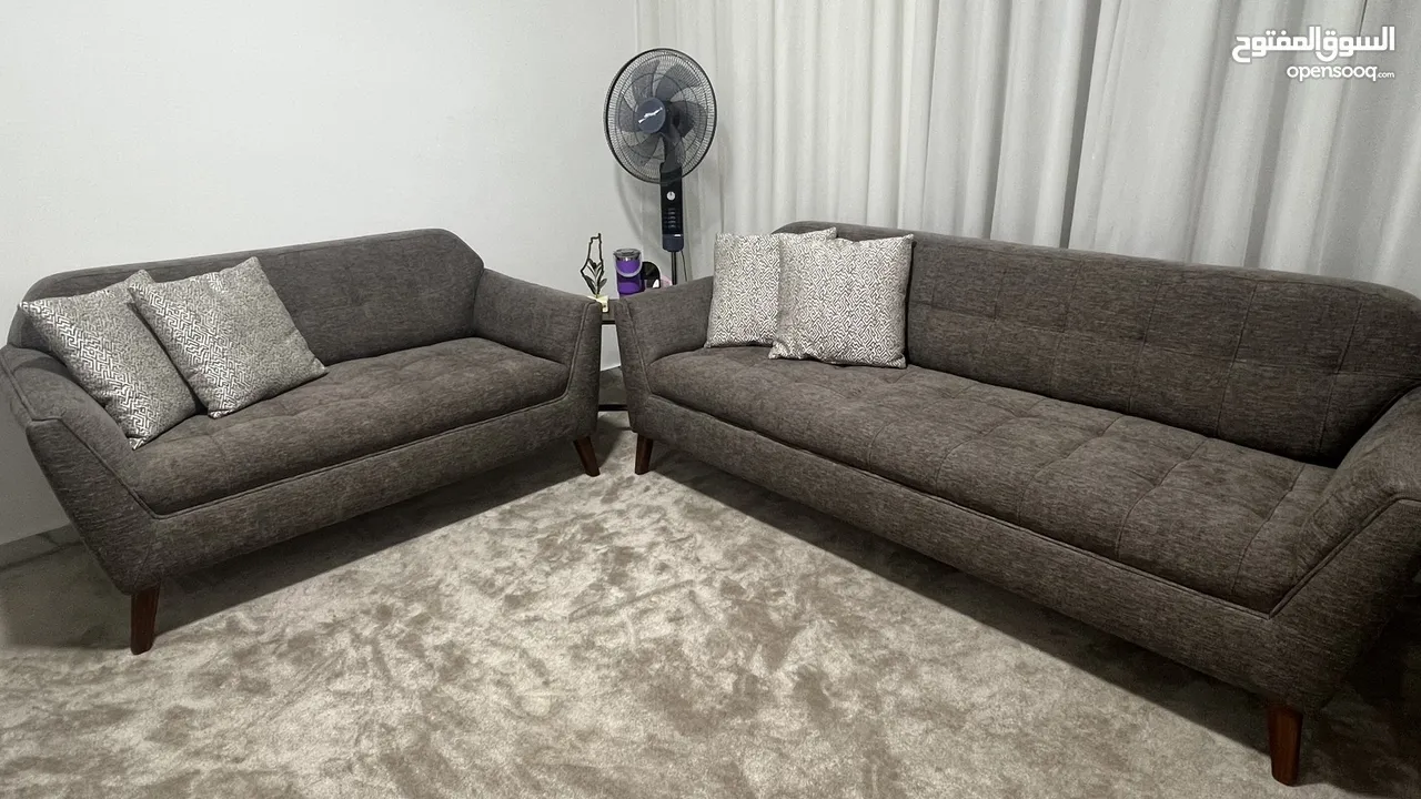 كنب خمس مقاعد استخدام بسيط جدا